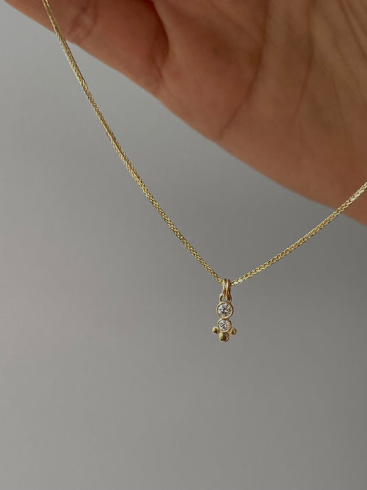 Double dot necklace
